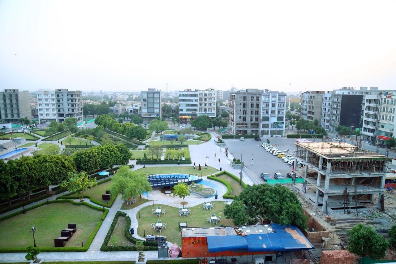 Adara Suites Lahore Luaran gambar