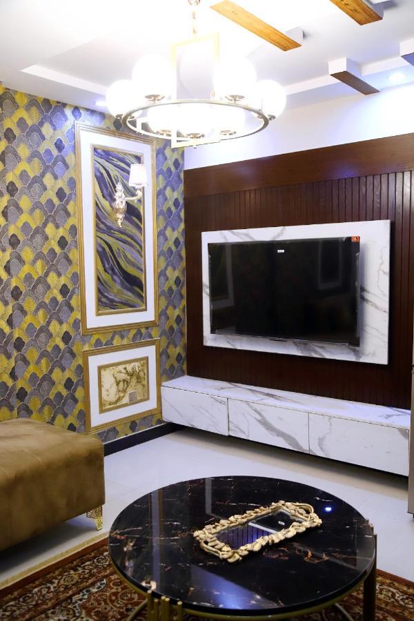Adara Suites Lahore Luaran gambar
