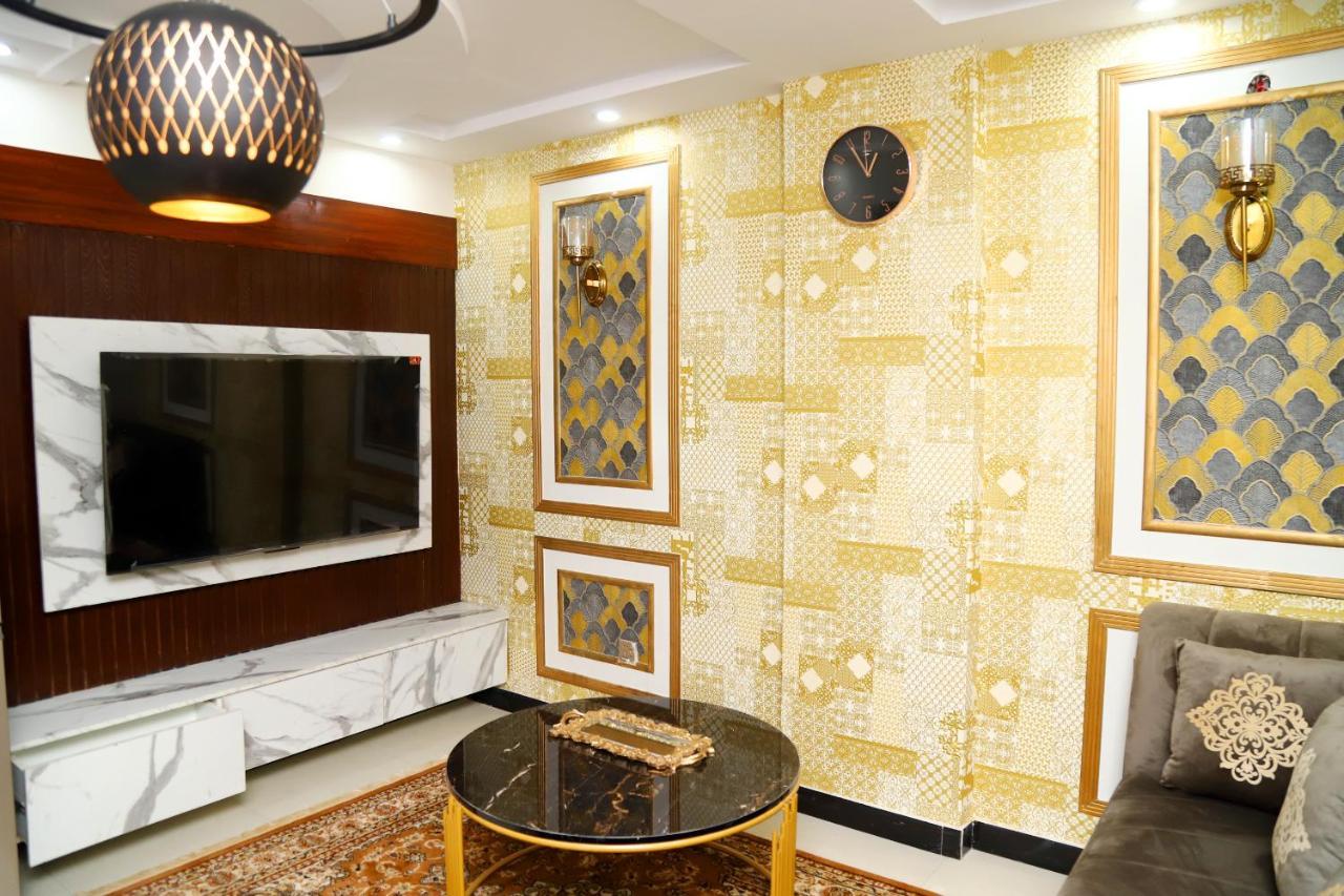 Adara Suites Lahore Luaran gambar